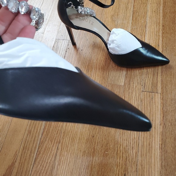 Schutz Aleah Leather Heels Sz 8 Pointed Toe Heel Black Rhinestone Chain NWOB - Picture 11 of 15
